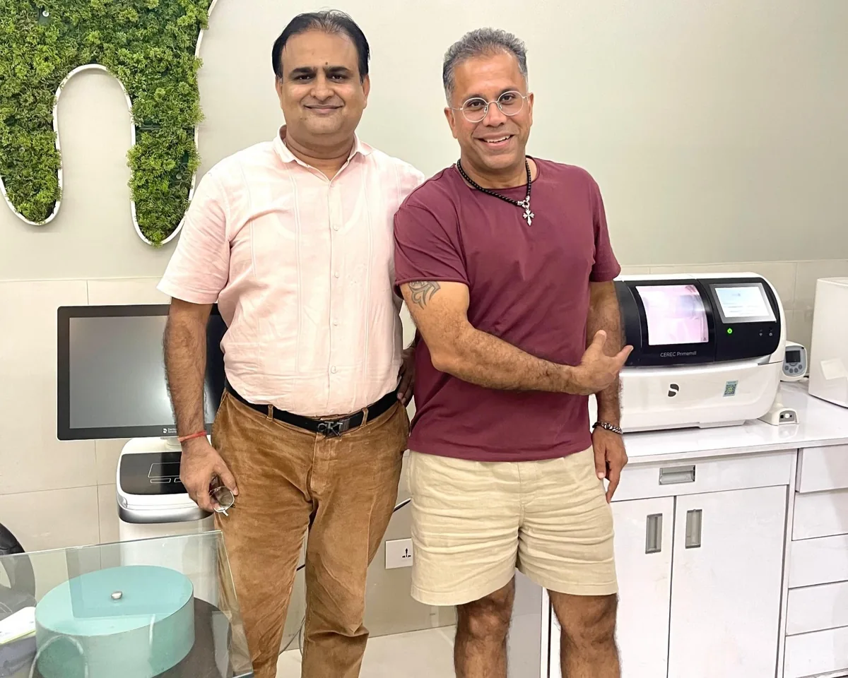 Dr. Asheesh K. Sawhny with a visiting guest at Dr Sawhney’s My Dentist, Kakadeo, Kanpur