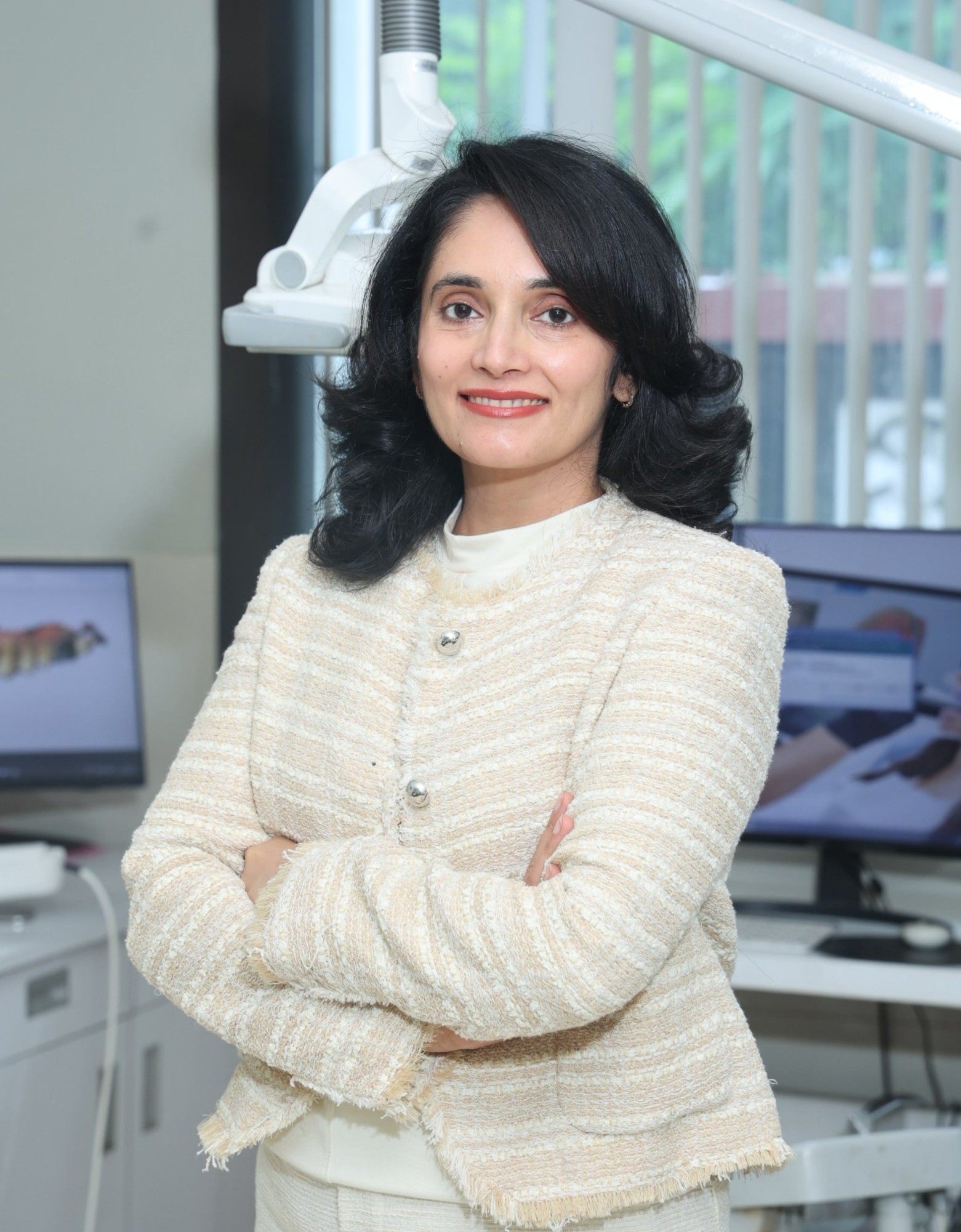 Dr. Karuna Sawhny – Orthodontist and Invisalign Provider in Kanpur